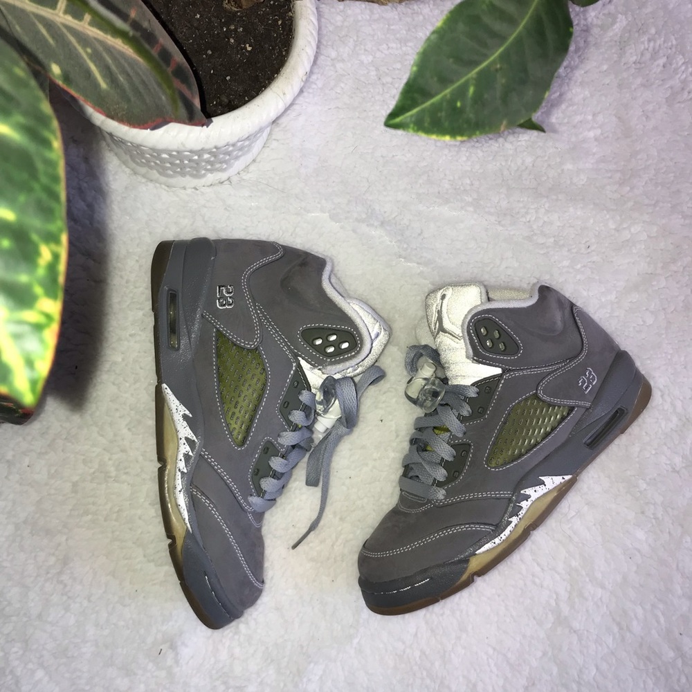 •Jordan• 5 Retro Wolf Grey